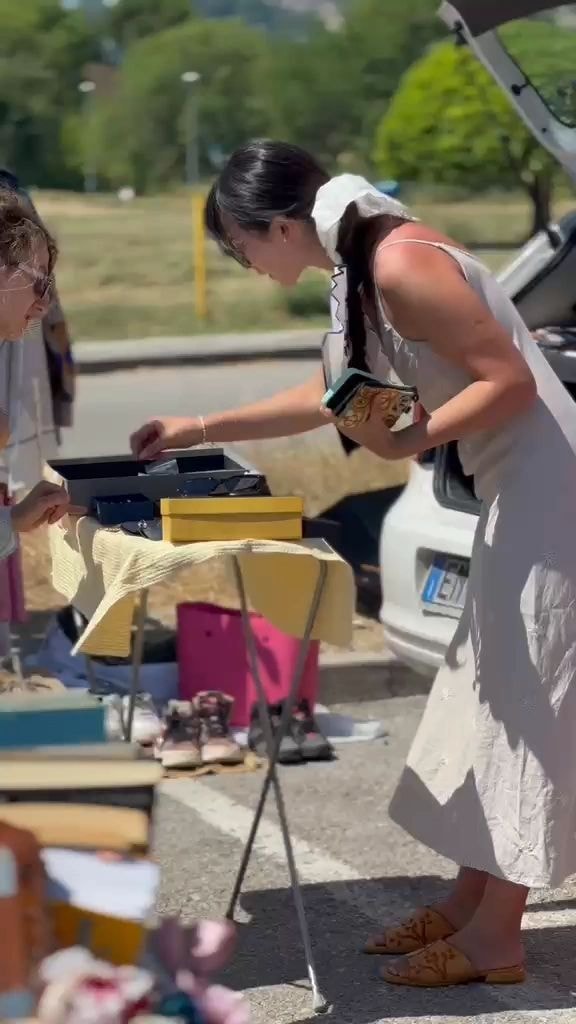 Veicolo al mercatino CarBoot